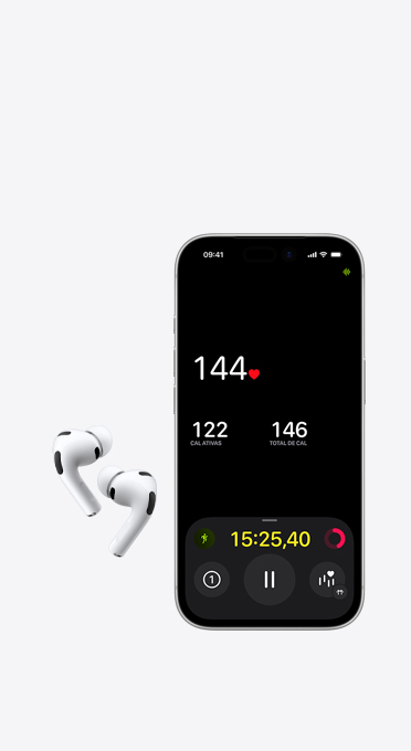 Fones de ouvido sem fio esquerdo e direito ao lado de um iPhone com o monitor de frequência cardíaca na tela